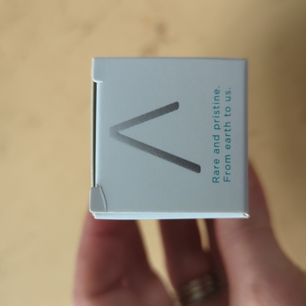 NIB BLEAU Hydrating Glacial Moisturizing Eye Cream Hydrate Energize Renew - Picture 5 of 5
